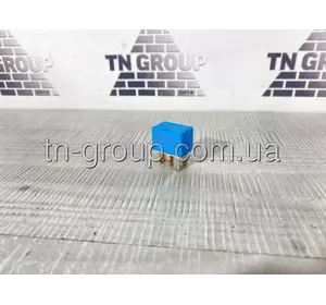 Реле  Toyota Highlander 14- голубое 90080-87026
