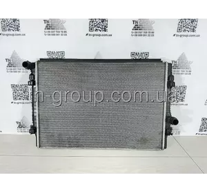 Радиатор охлаждения (вода) VW Tiguan 18- 5QM121251A