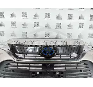 Решетка радиатора grill всборе Toyota Venza 20- со значком под дистроник 53101-48B61